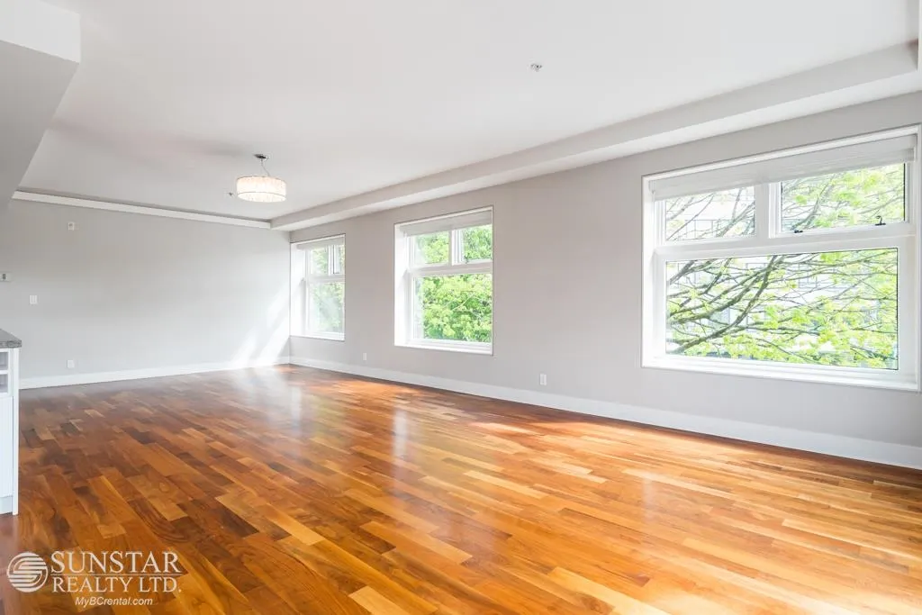 1477 W 15th Avenue #301