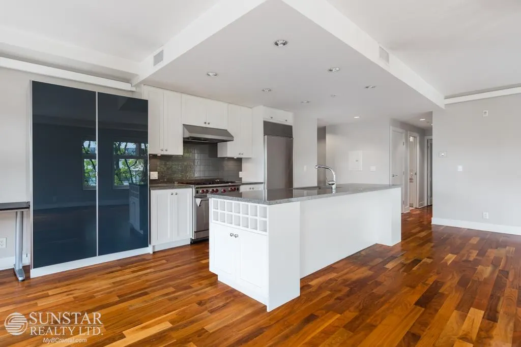 1477 W 15th Avenue #301