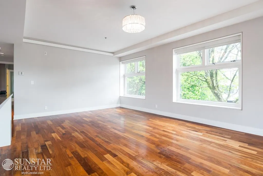 1477 W 15th Avenue #301