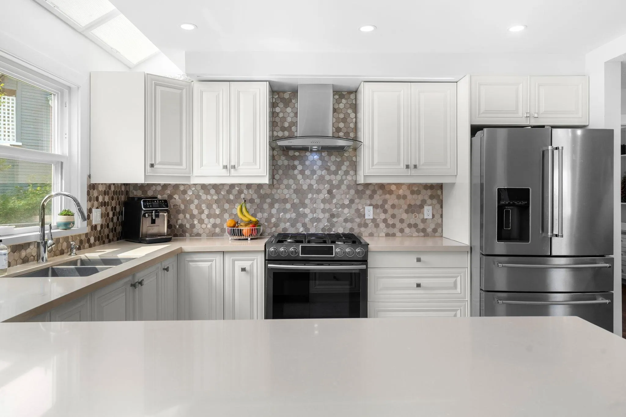 230 W 16th Street #4