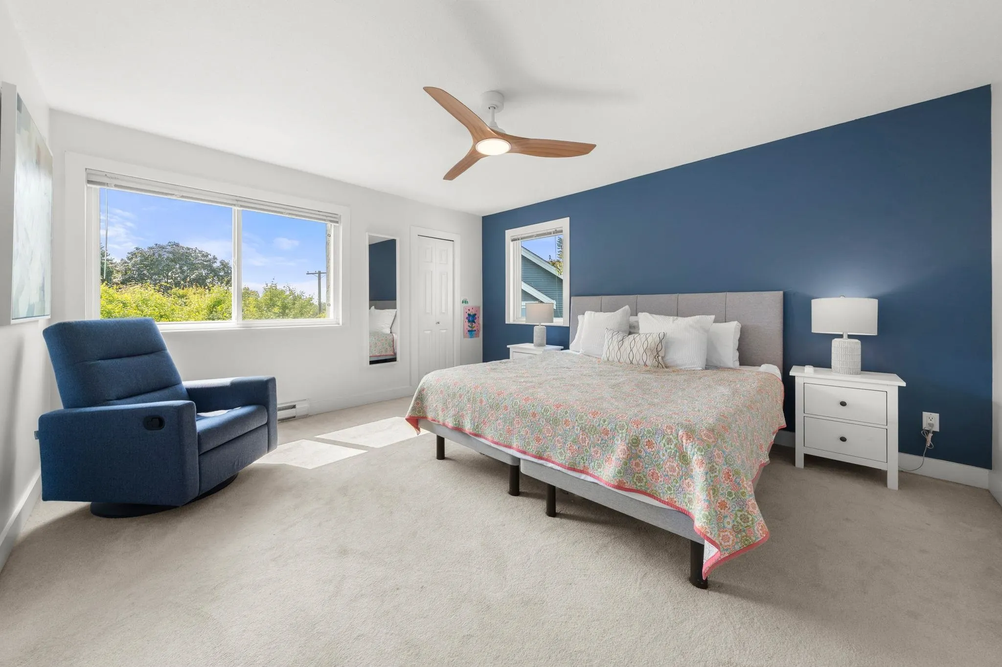 230 W 16th Street #4