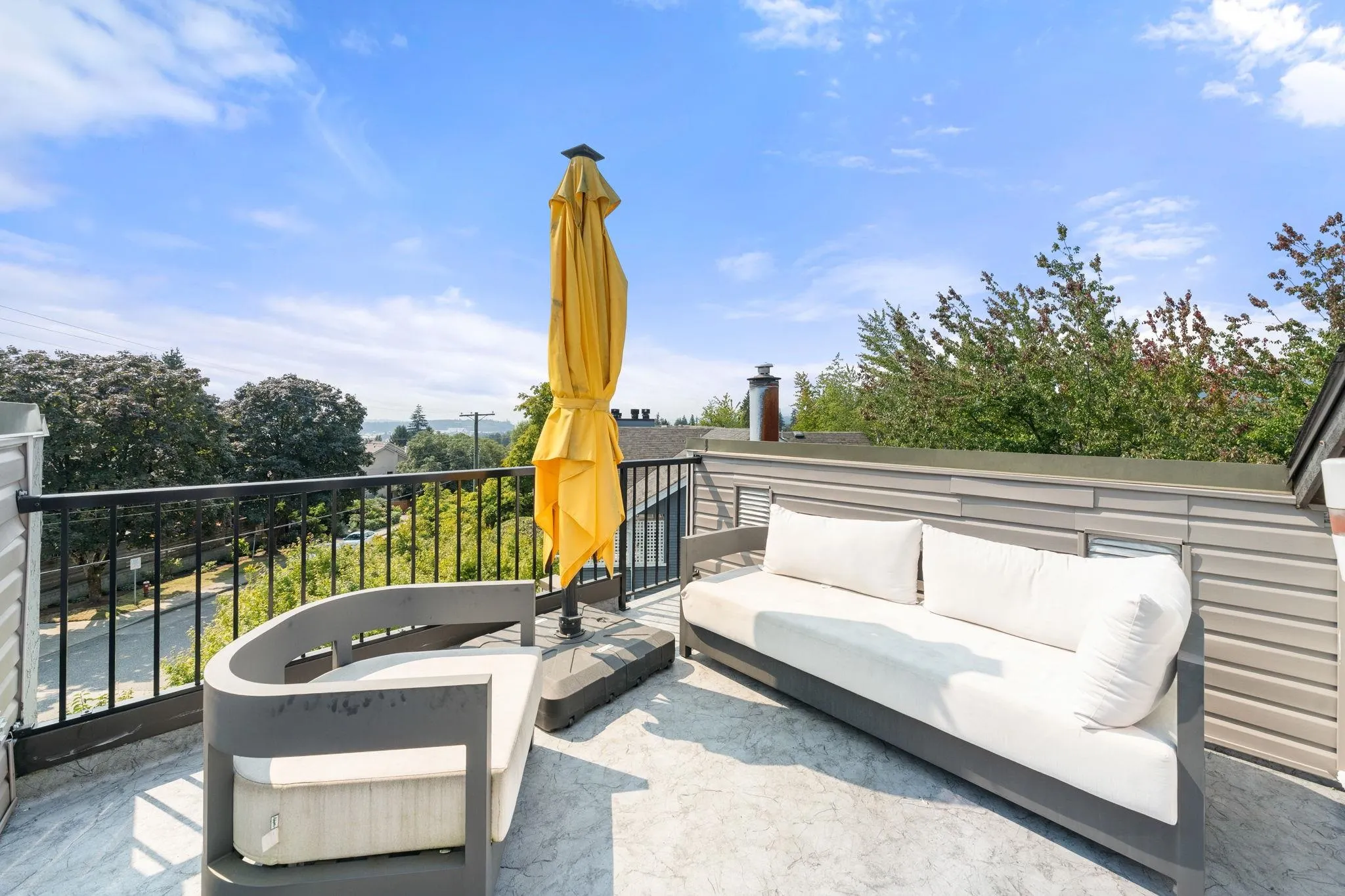 230 W 16th Street #4