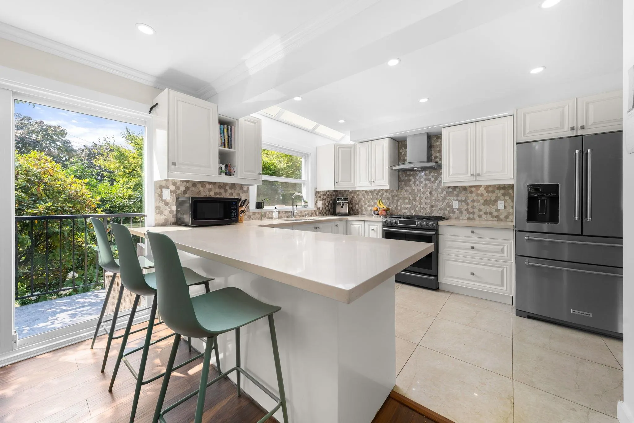 230 W 16th Street #4