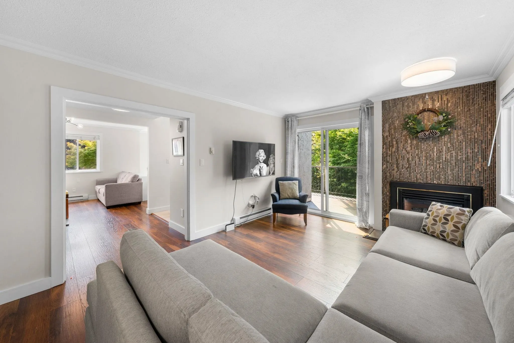 230 W 16th Street #4