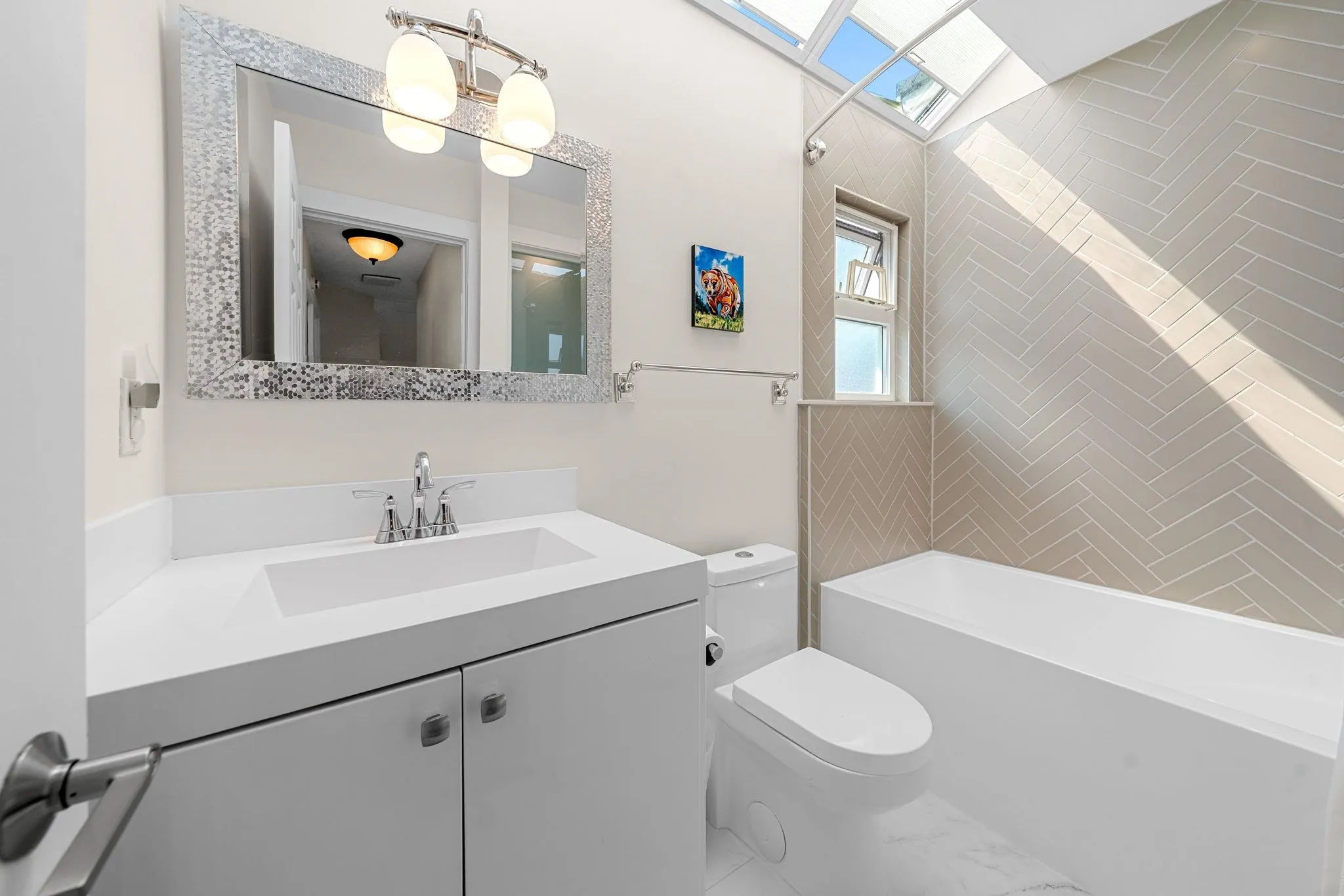 230 W 16th Street #4