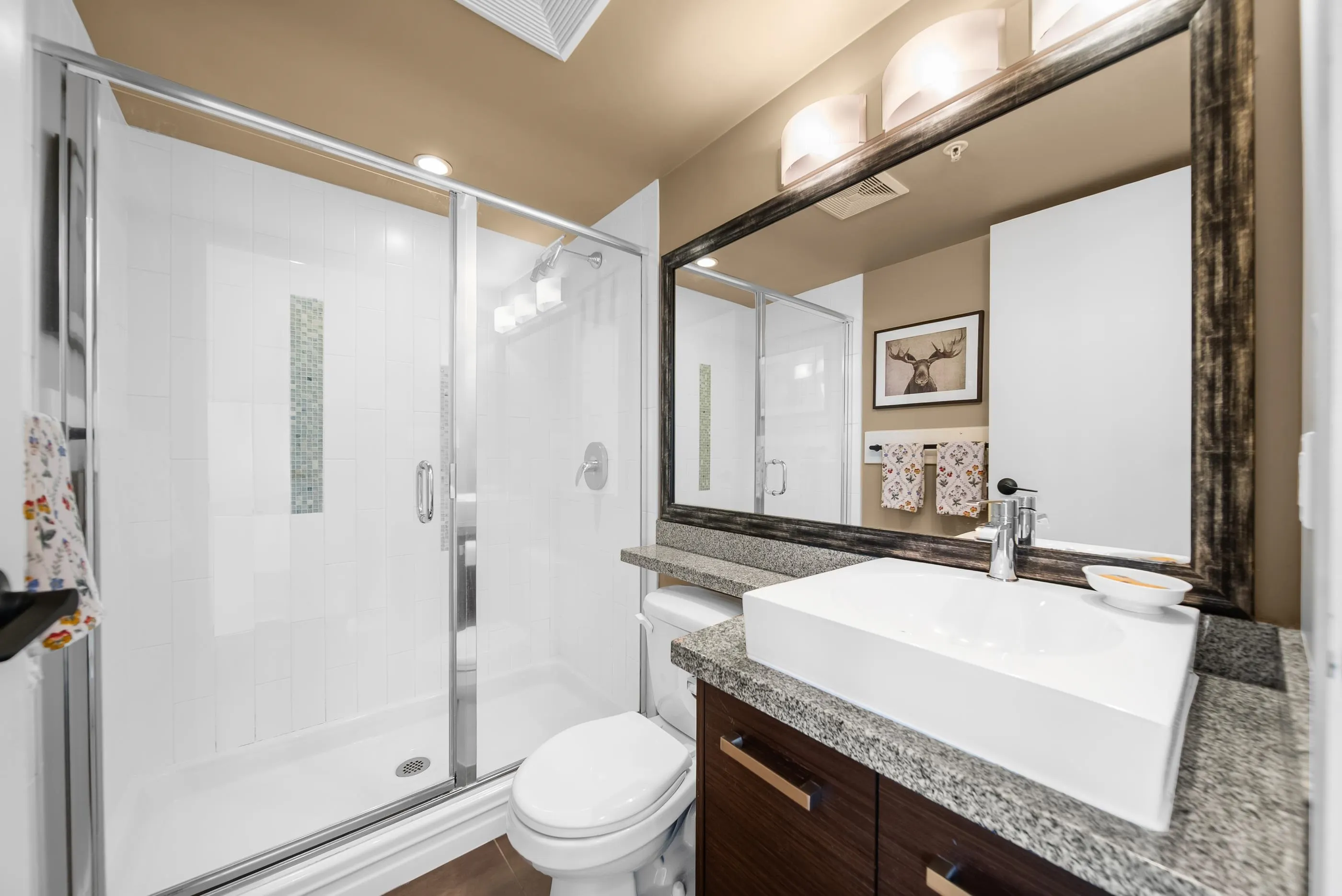 2959 Glen Drive #805