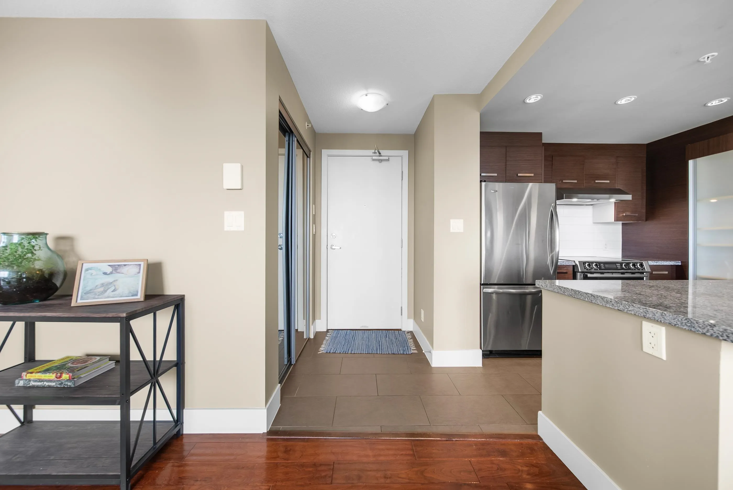 2959 Glen Drive #805