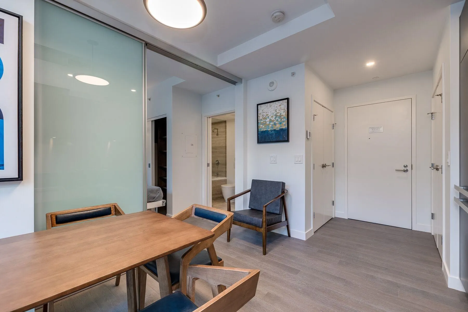 1480 Howe Street #203