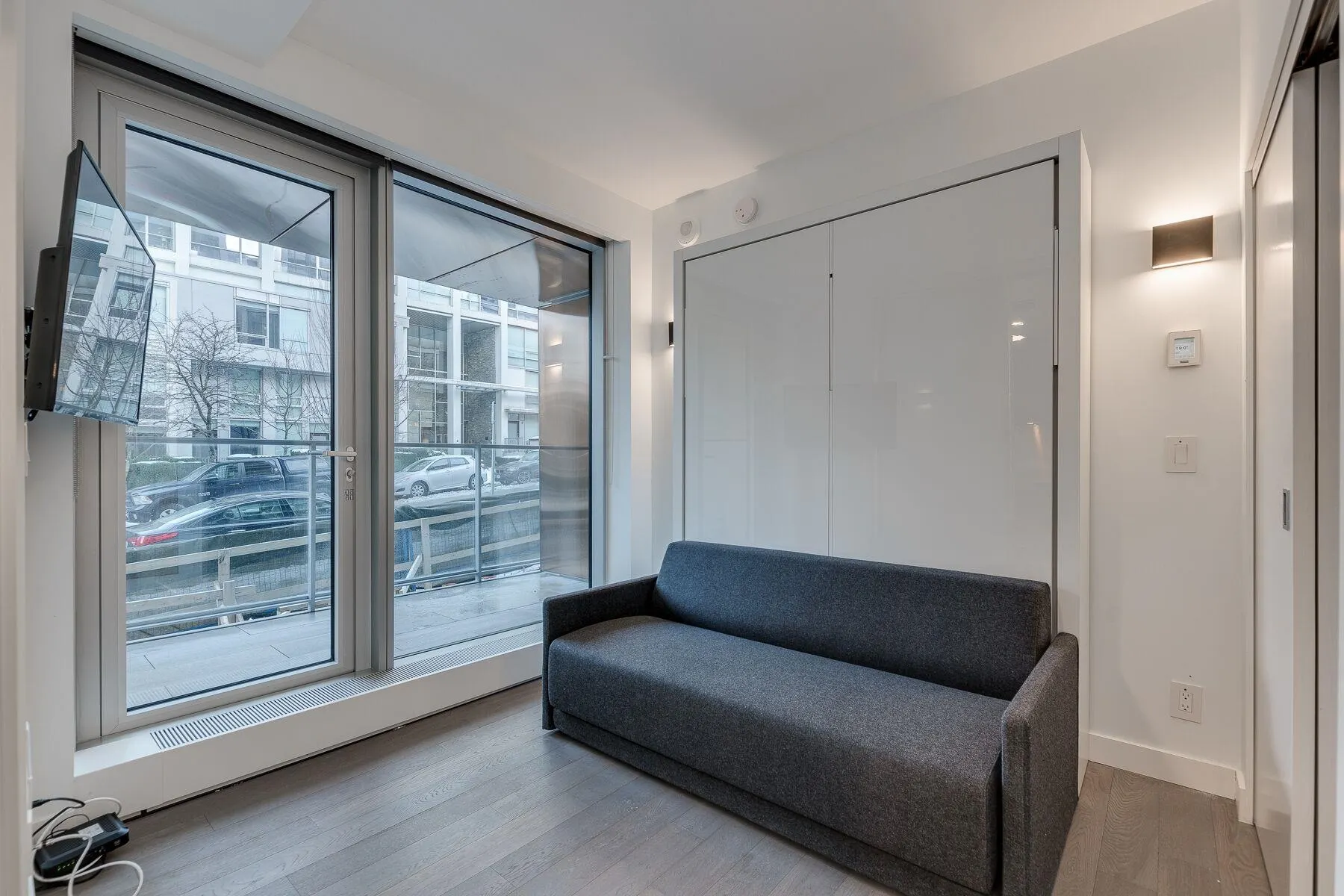 1480 Howe Street #203