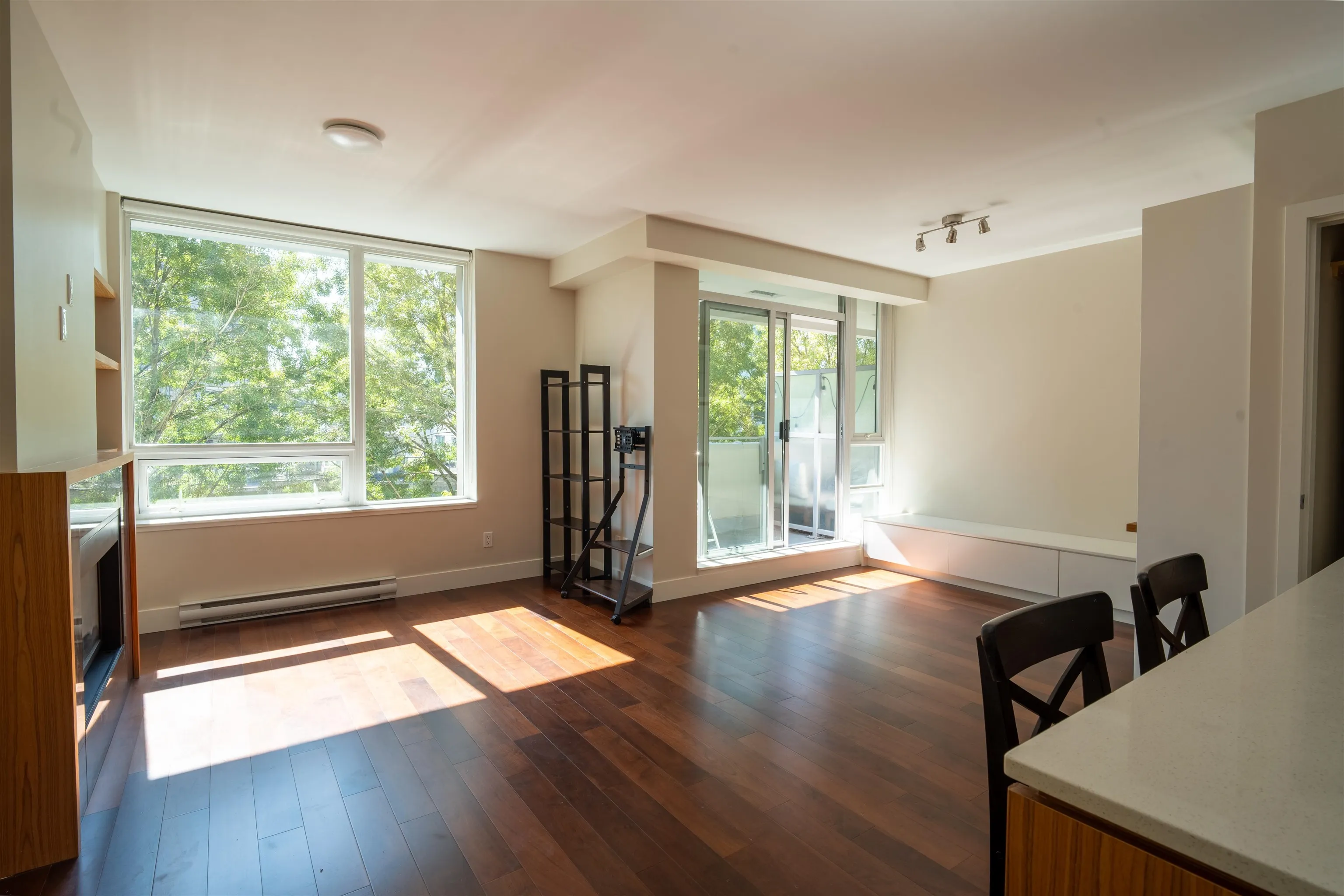 1675 W 8 Avenue #504
