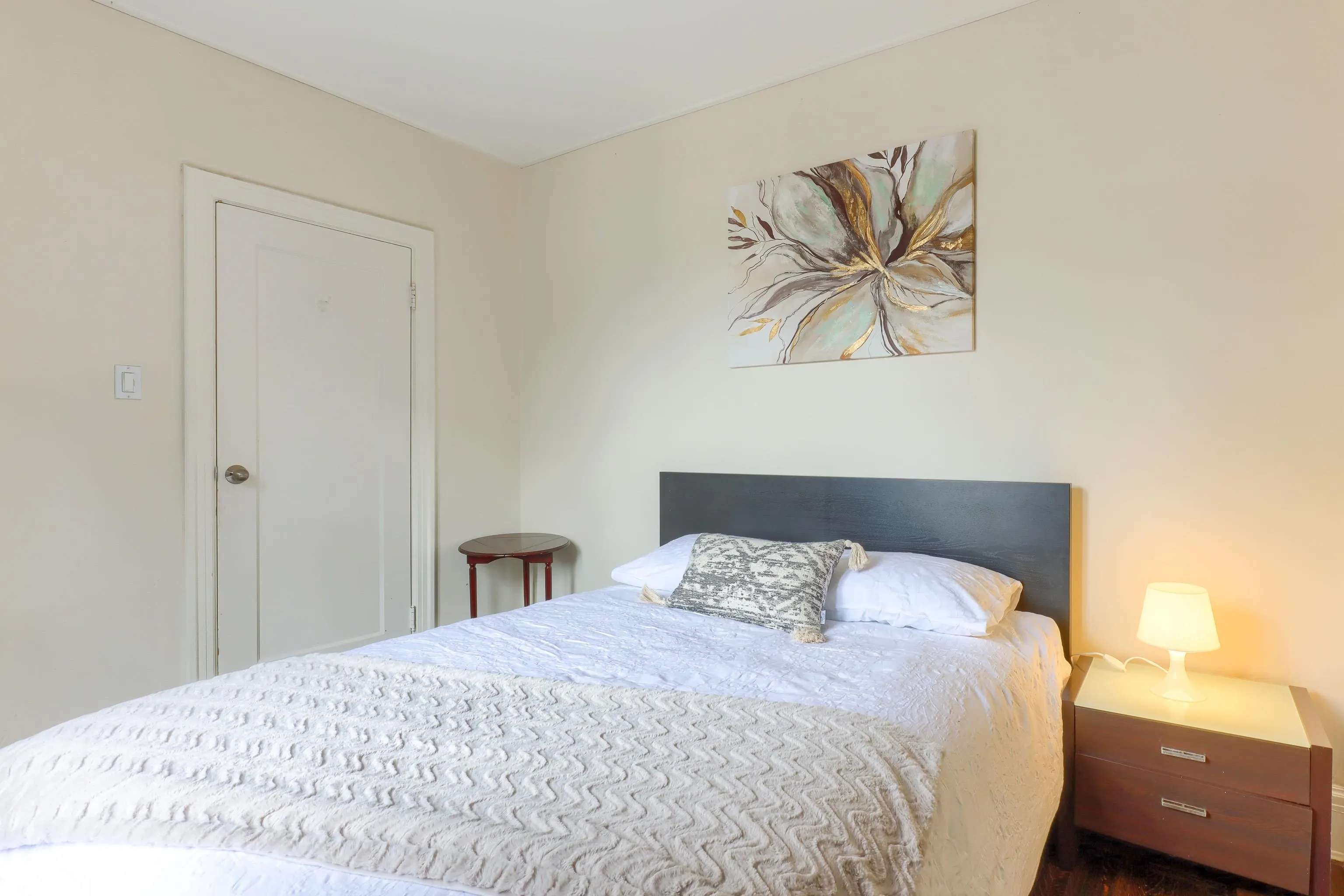 935 Jervis Street #6