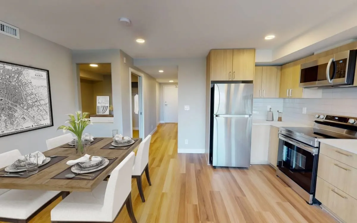 408 East Columbia #501