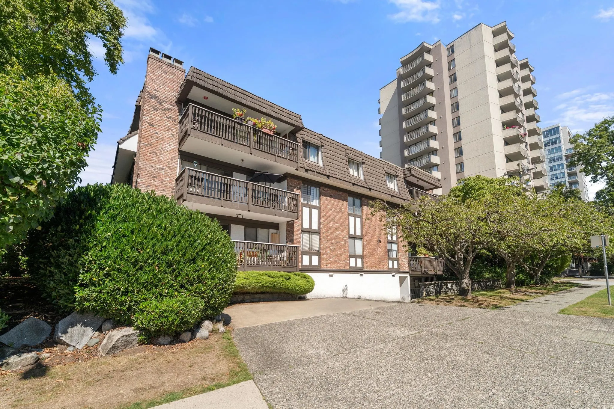 1610 Chesterfield Avenue #202
