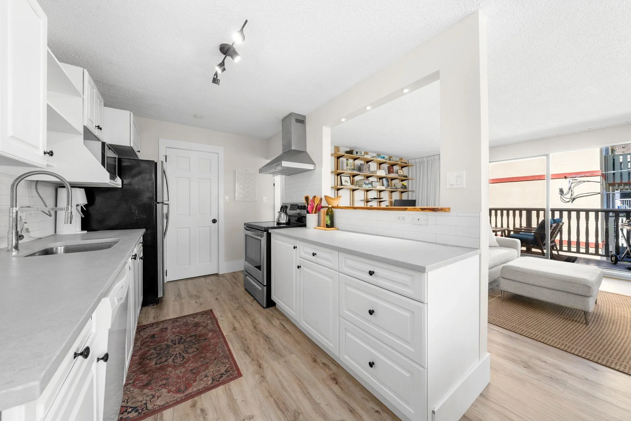 1610 Chesterfield Avenue #202