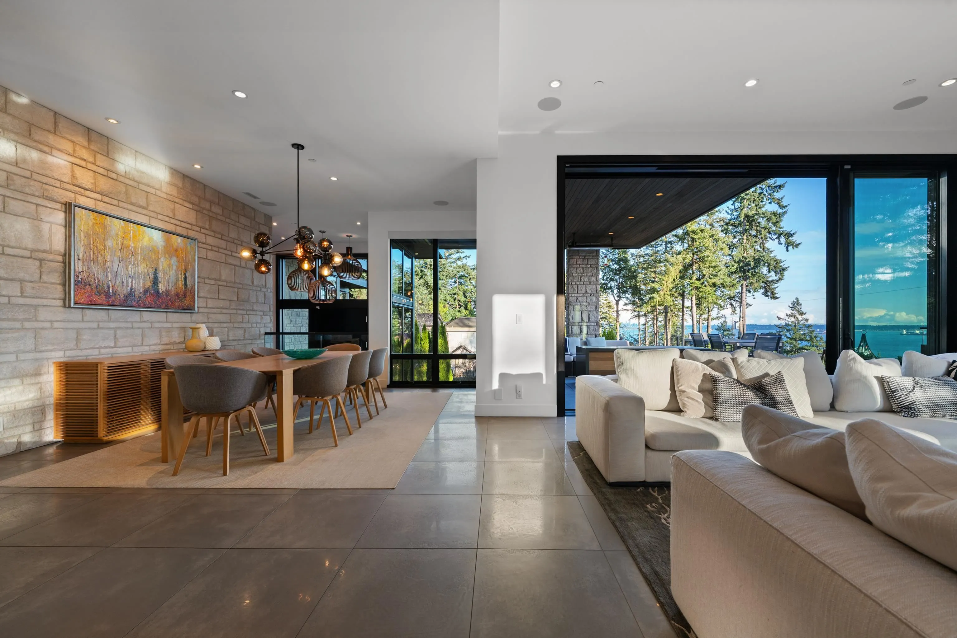 4799 Clovelly Walk