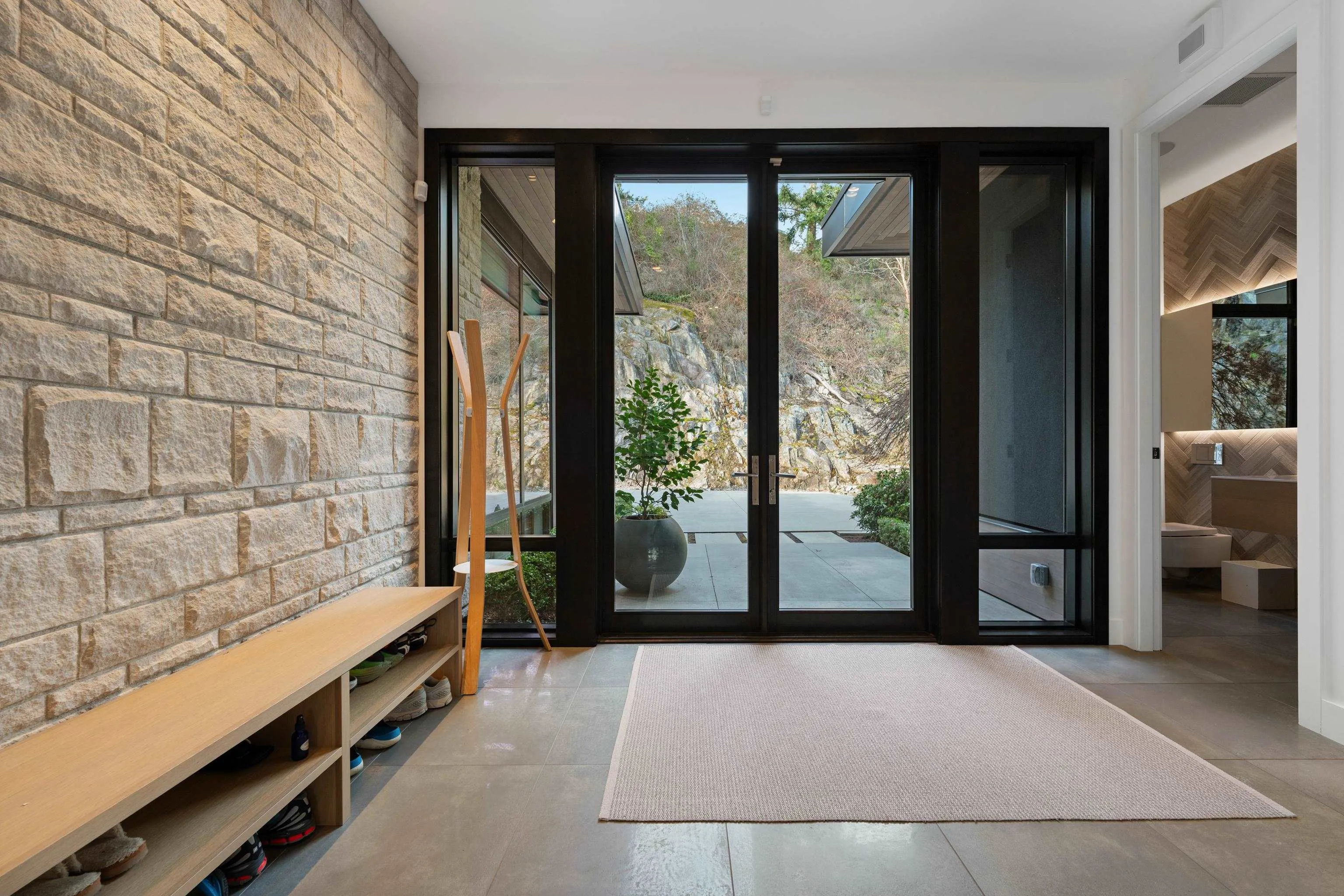 4799 Clovelly Walk