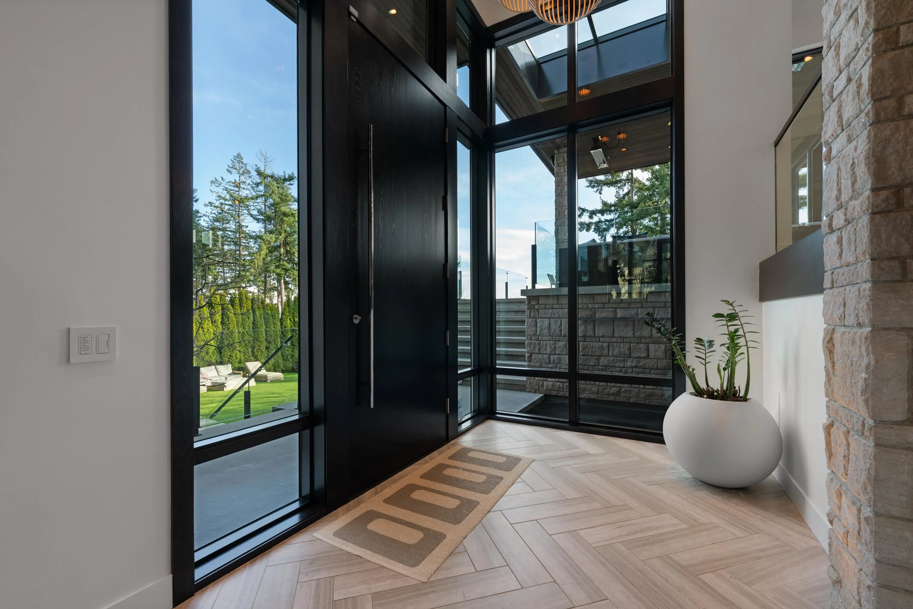 4799 Clovelly Walk