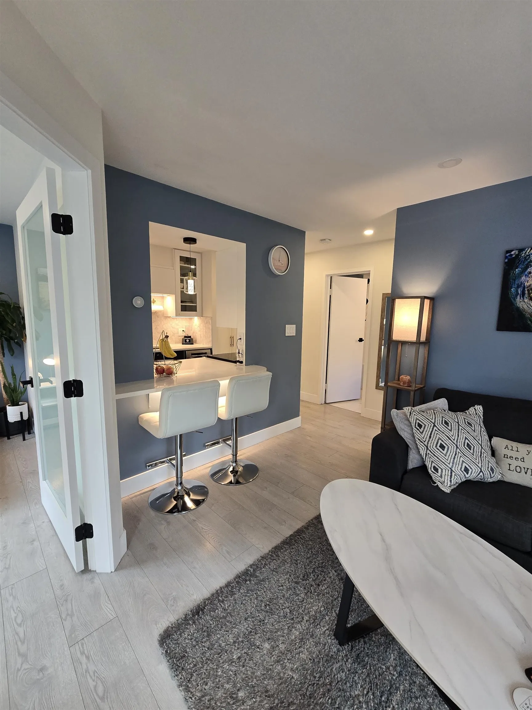 2121 W 6th Avenue #101