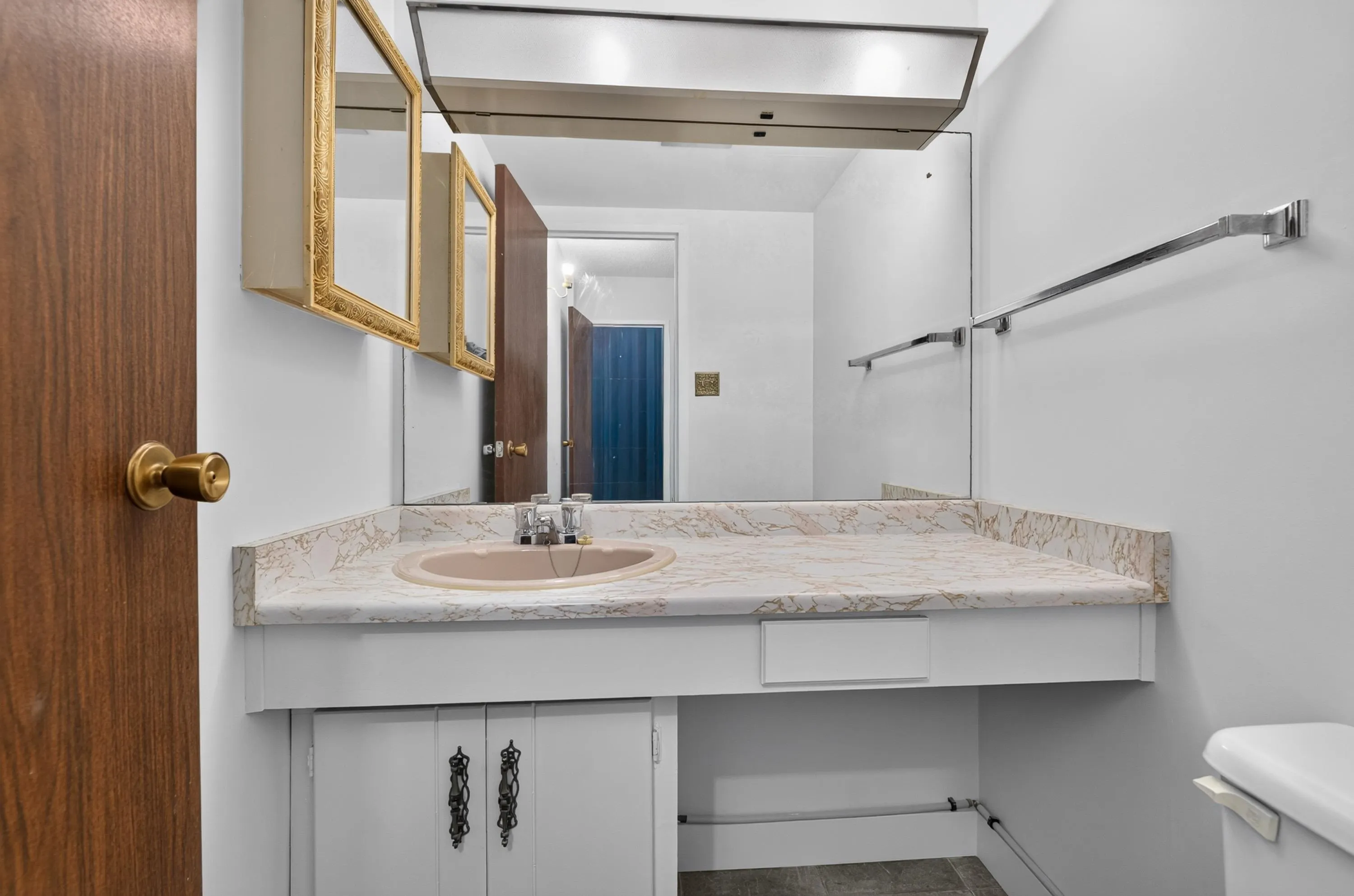 620 Seventh Avenue #104