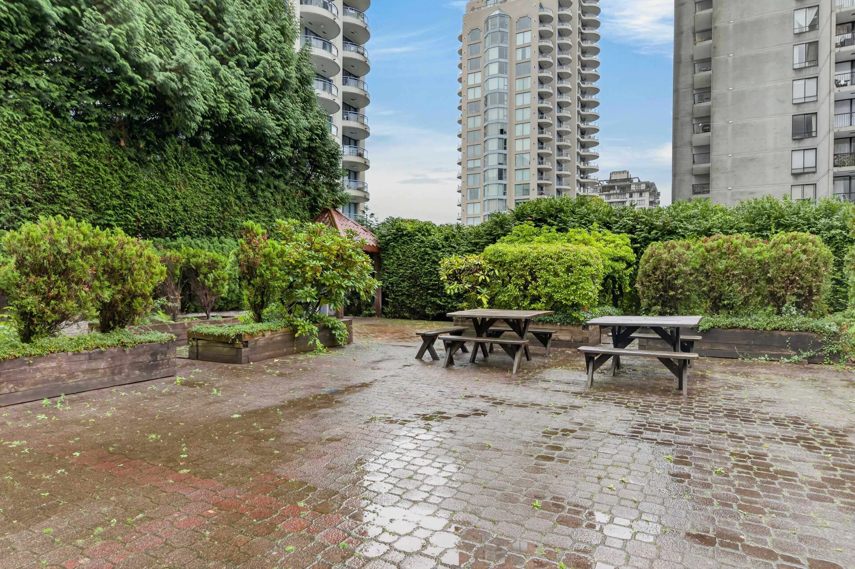 620 Seventh Avenue #104