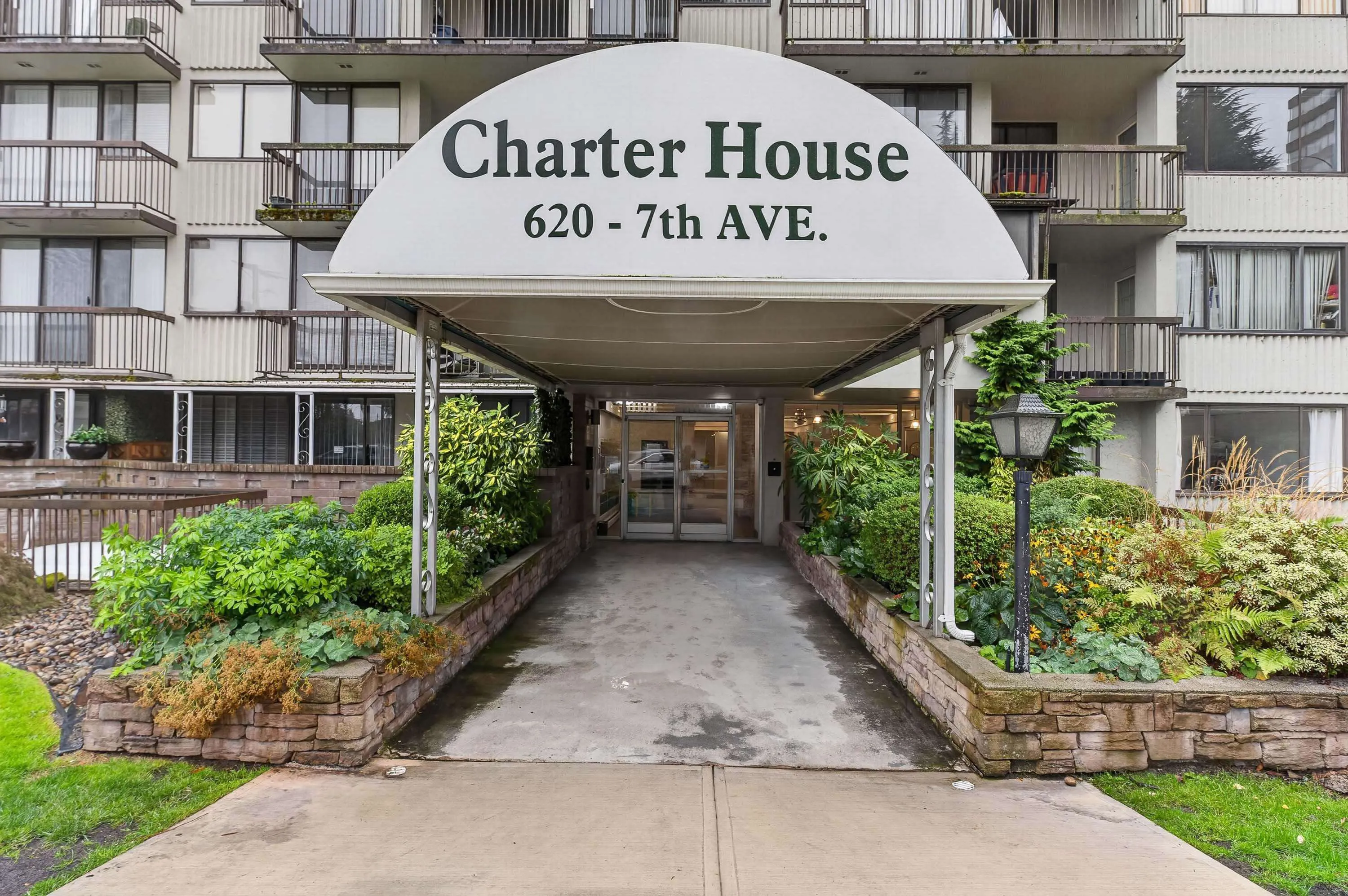 620 Seventh Avenue #104