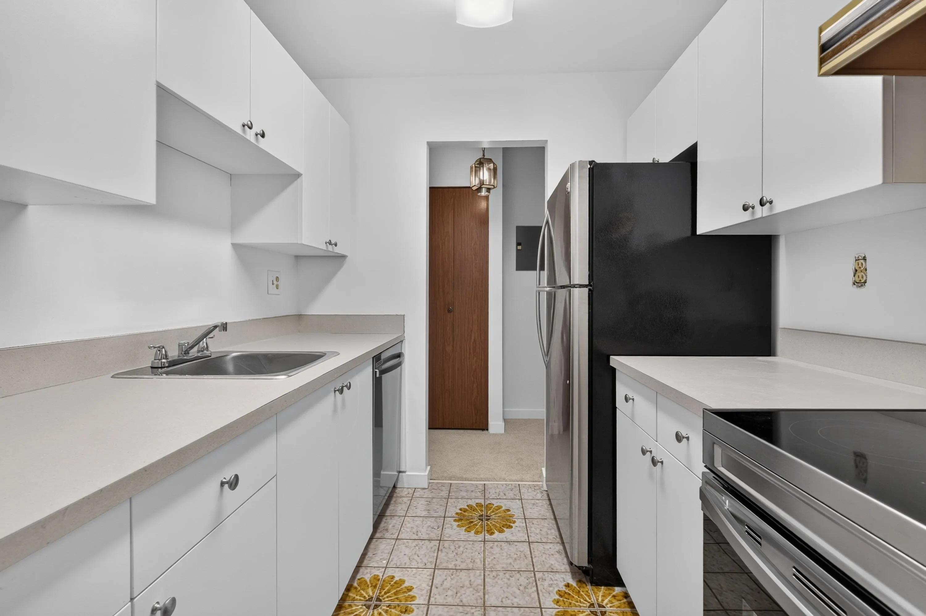 620 Seventh Avenue #104