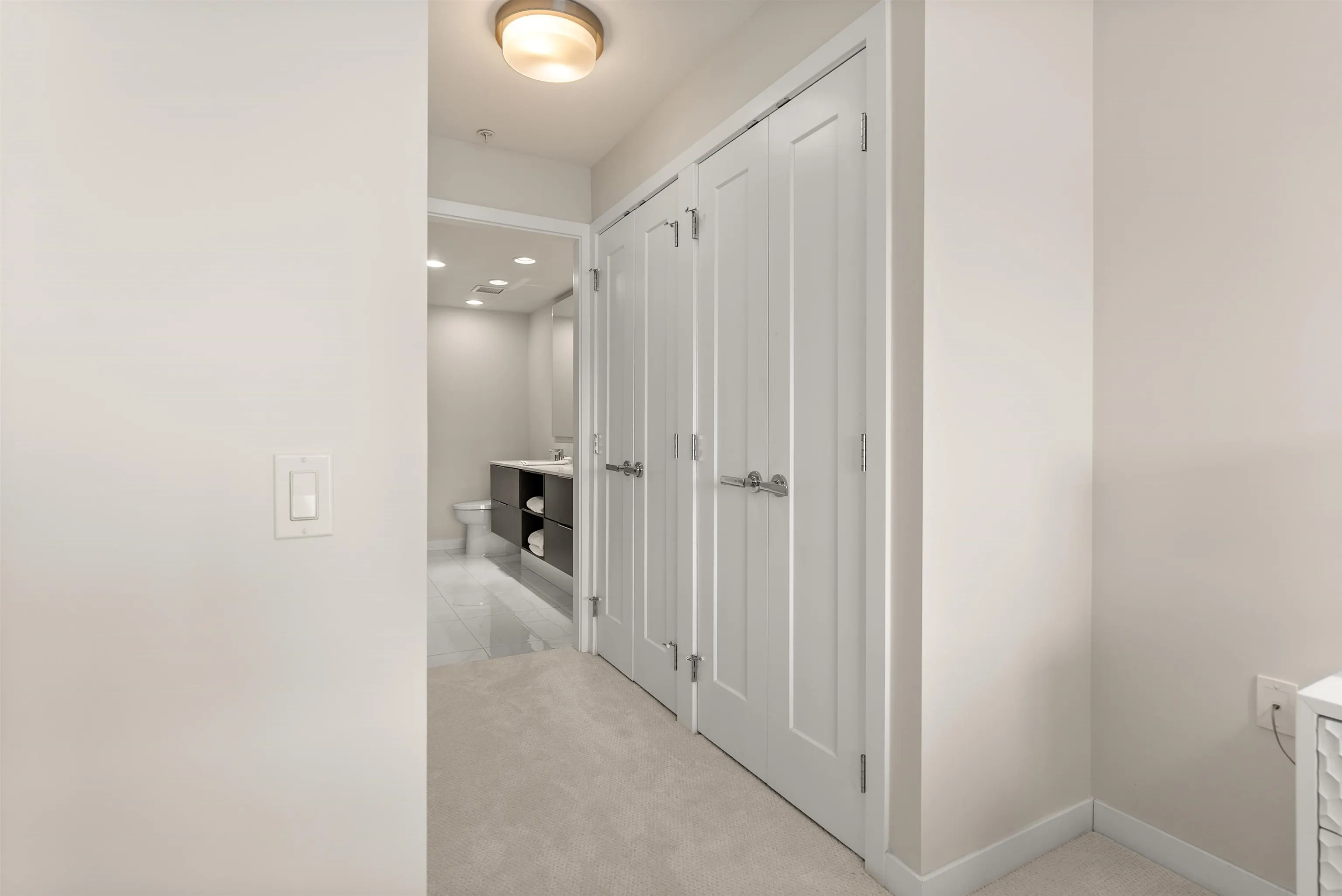 3911 Cates Landing Way #305