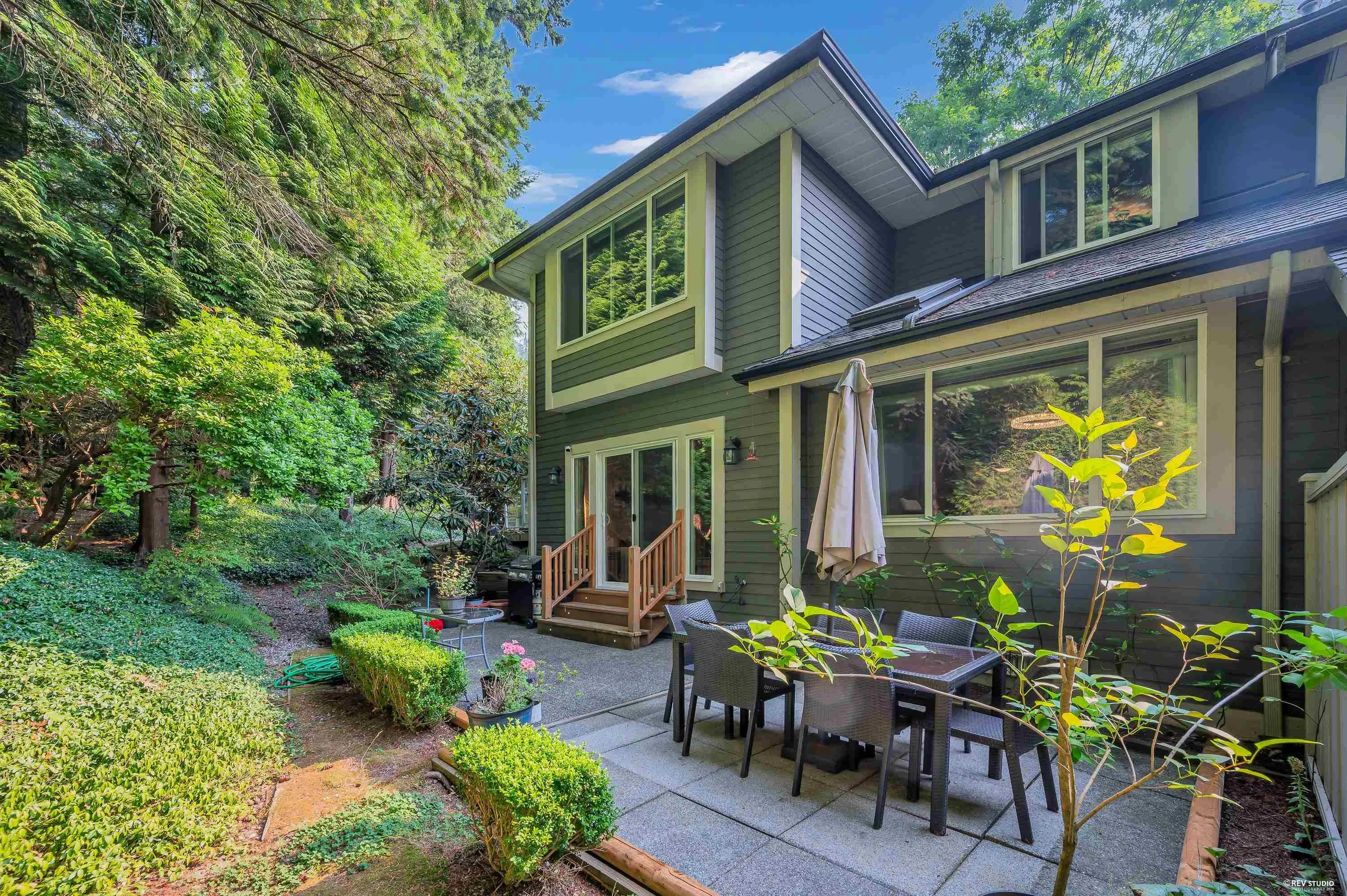 181 Ravine Drive #9