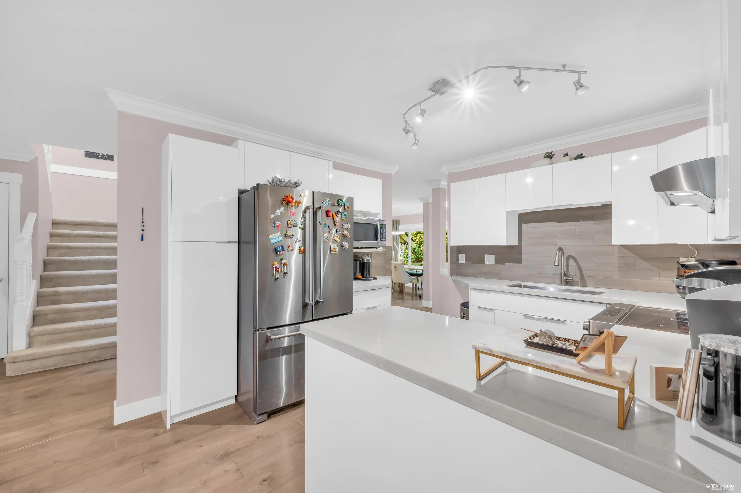 181 Ravine Drive #9