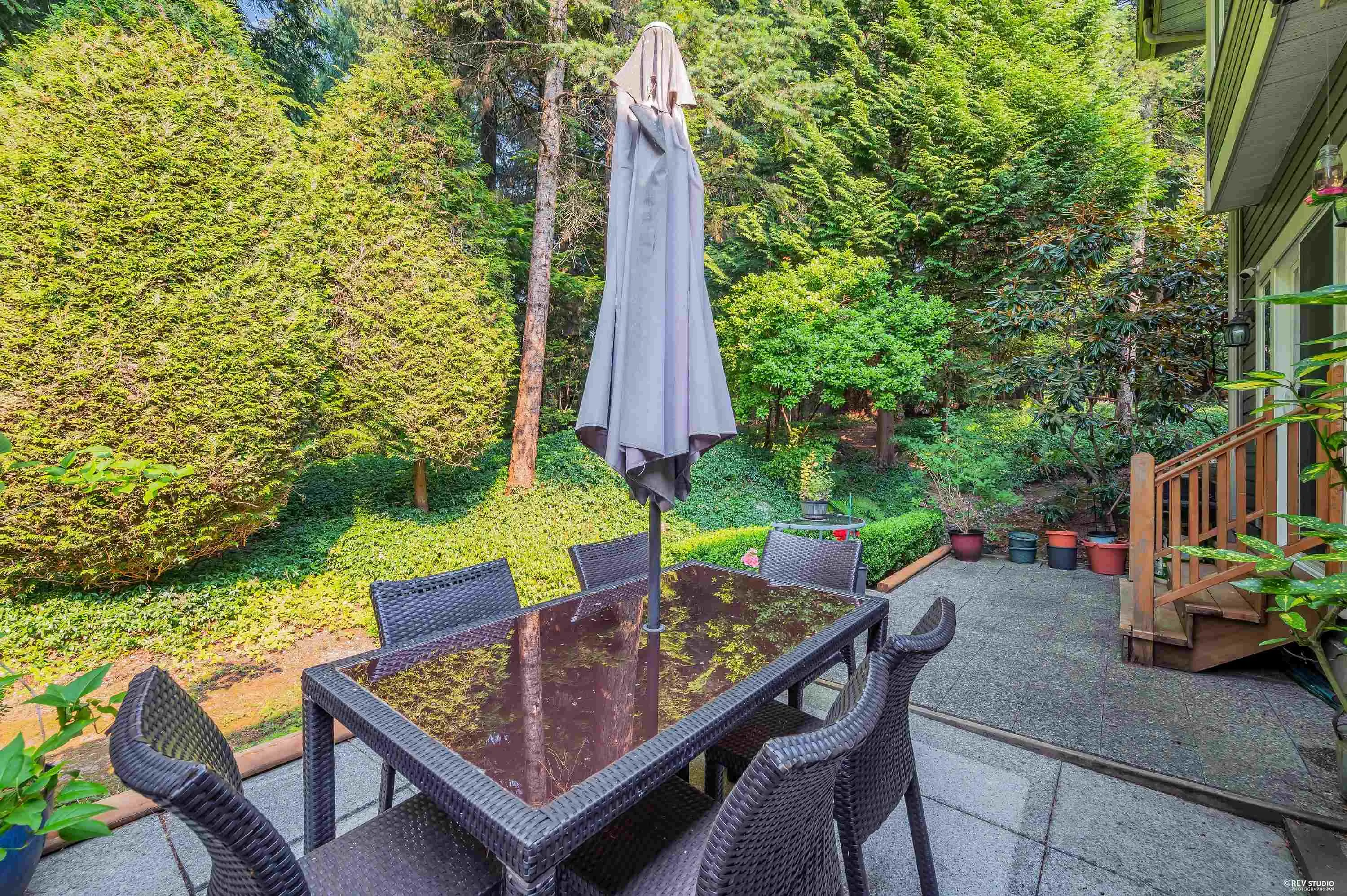 181 Ravine Drive #9