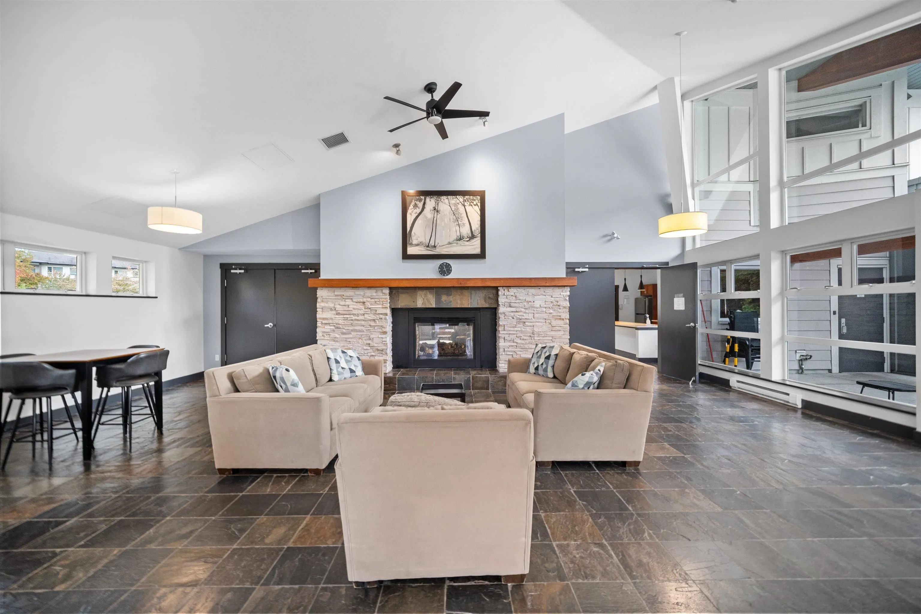 651 Nootka Way #1603