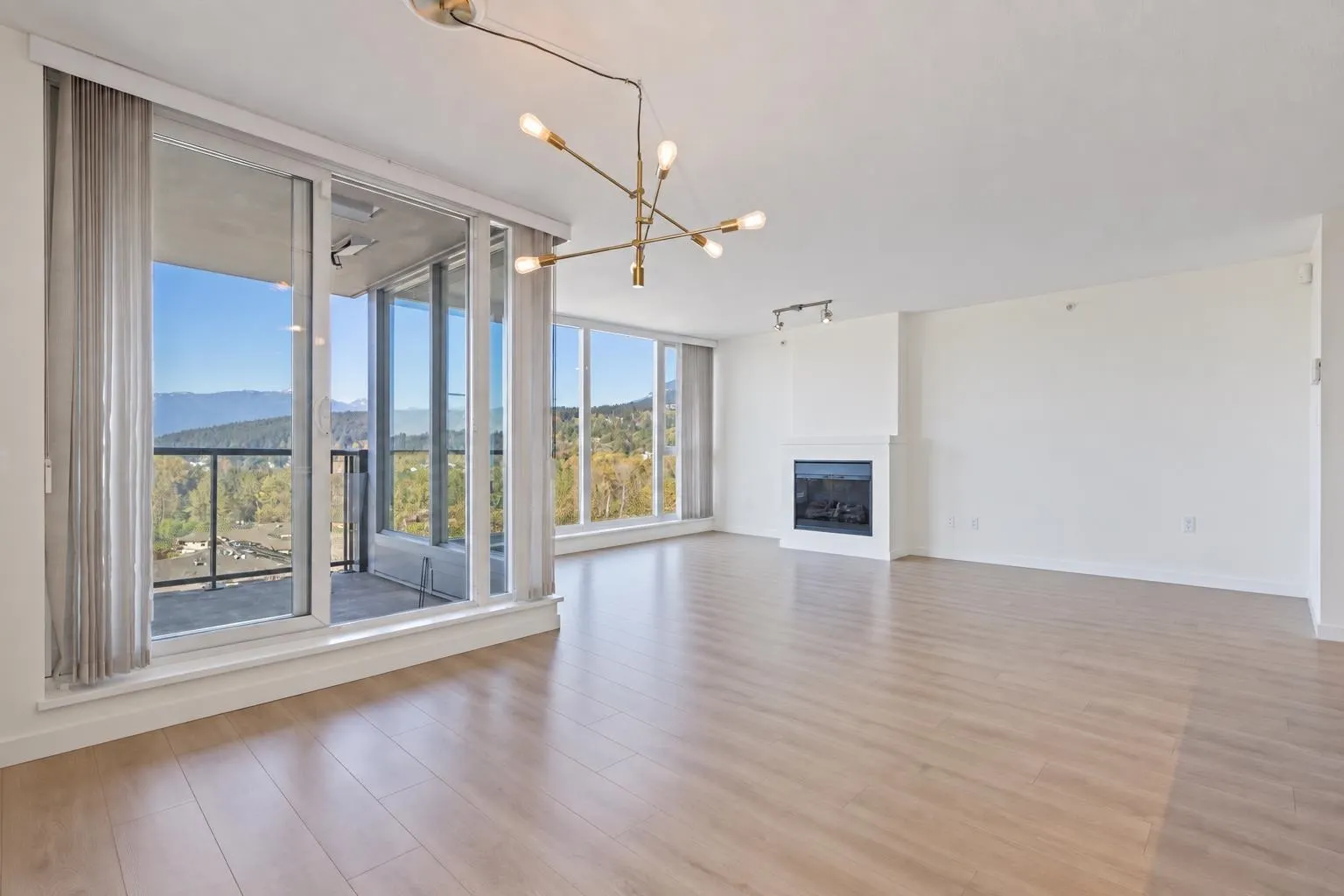 651 Nootka Way #1603