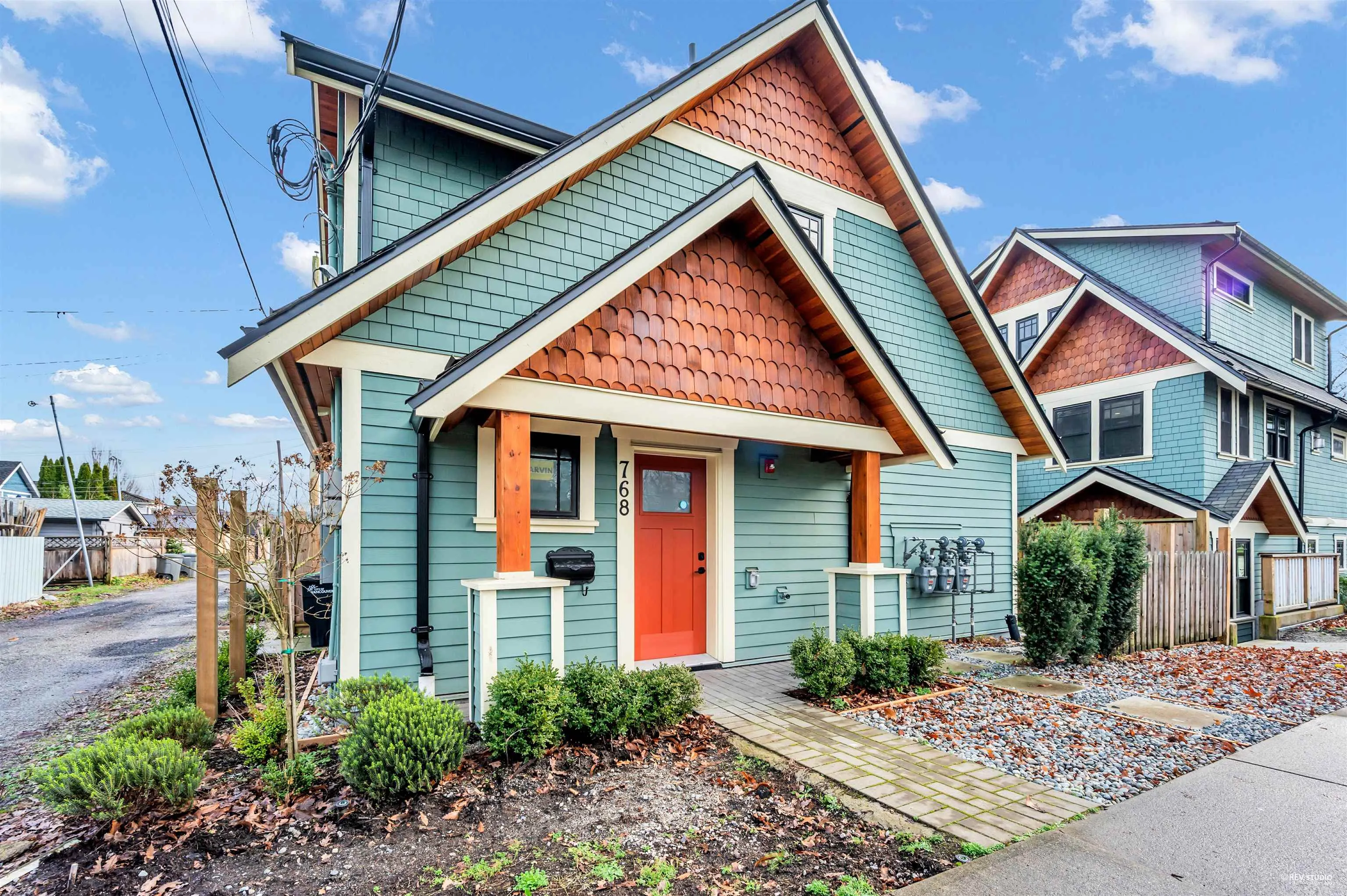 768 Garden Dr,  Bc