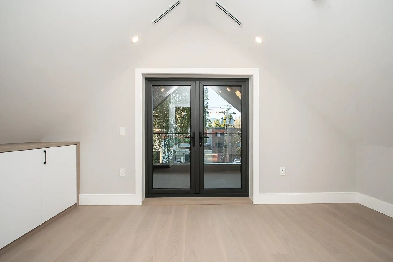 4579 W 11th Ave Avenue #2