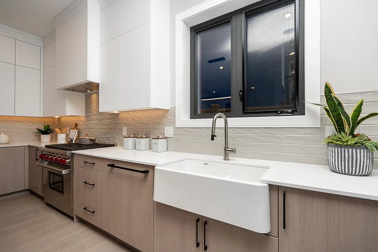4579 W 11th Ave Avenue #2