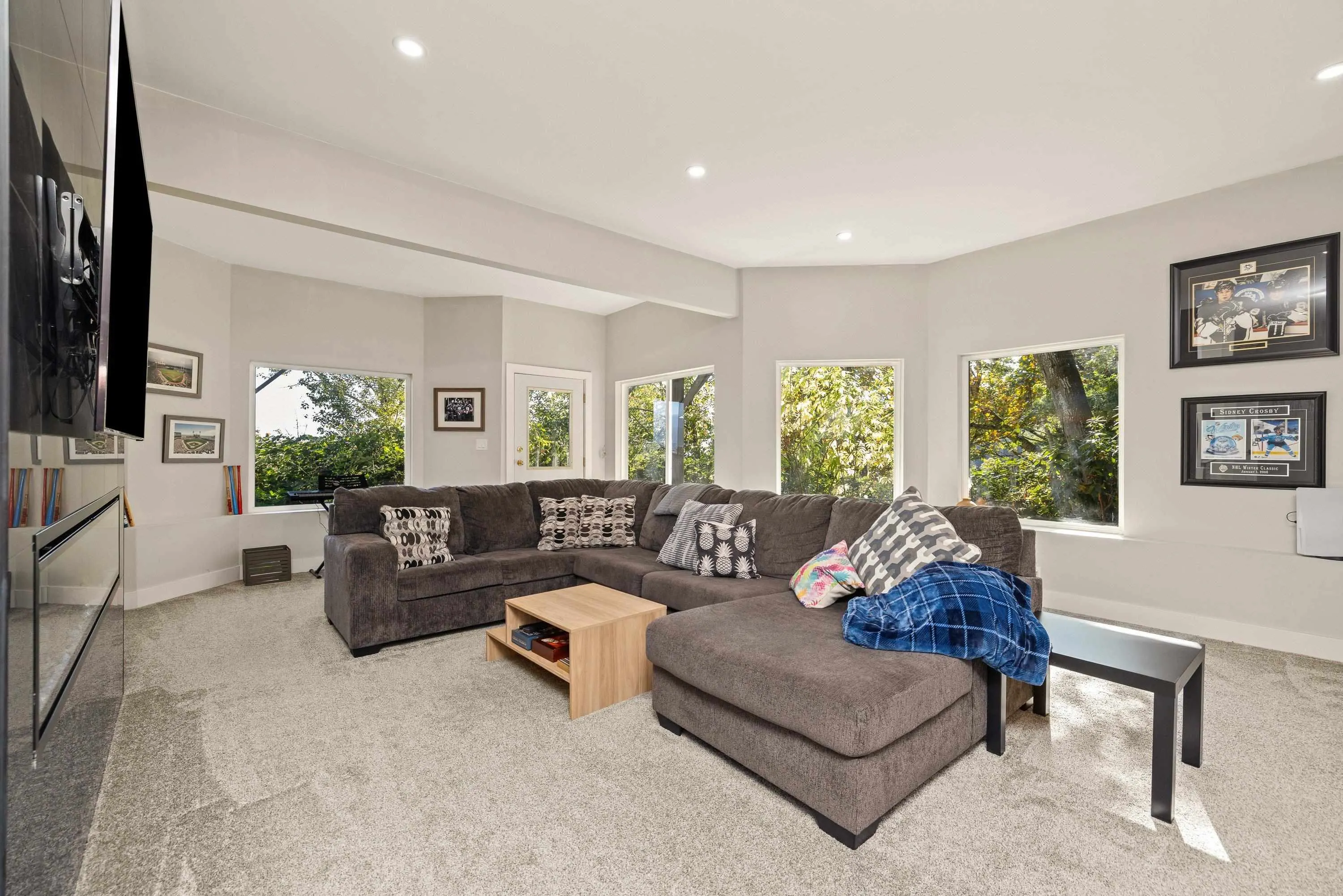 35942 Empress Drive