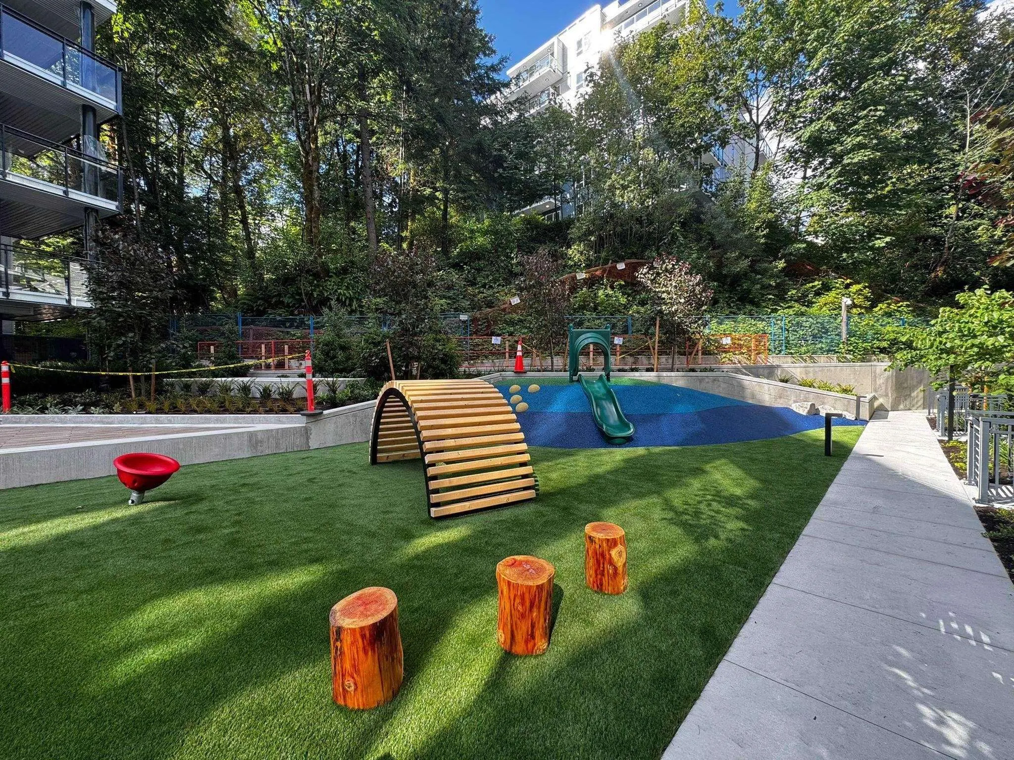 2015 St. Johns St  Bc #403
