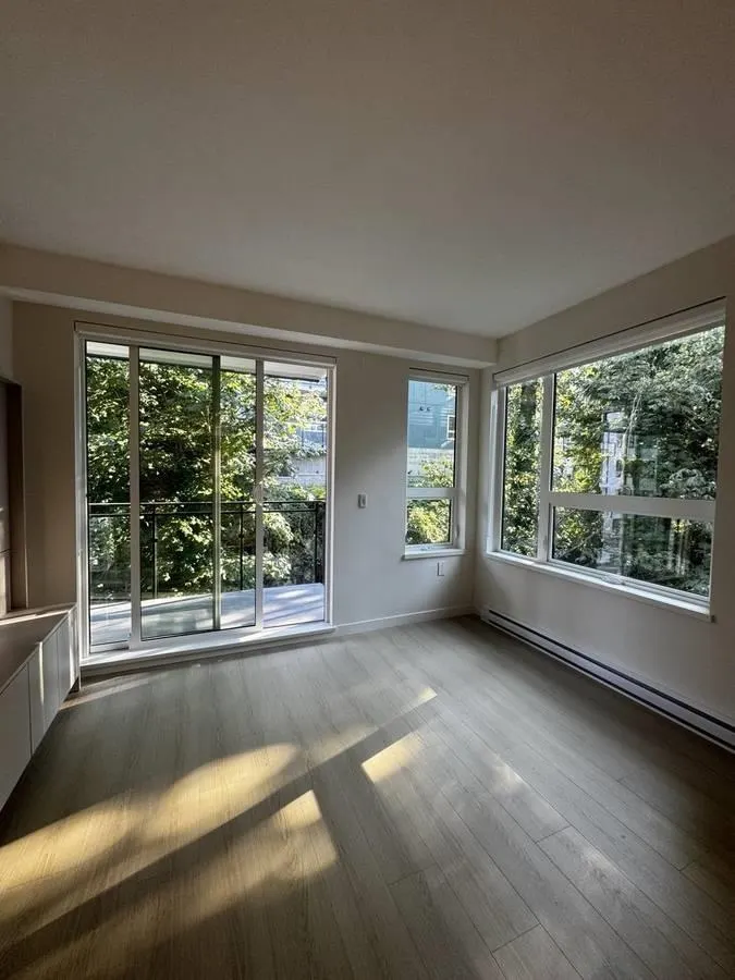 2015 St. Johns St  Bc #403