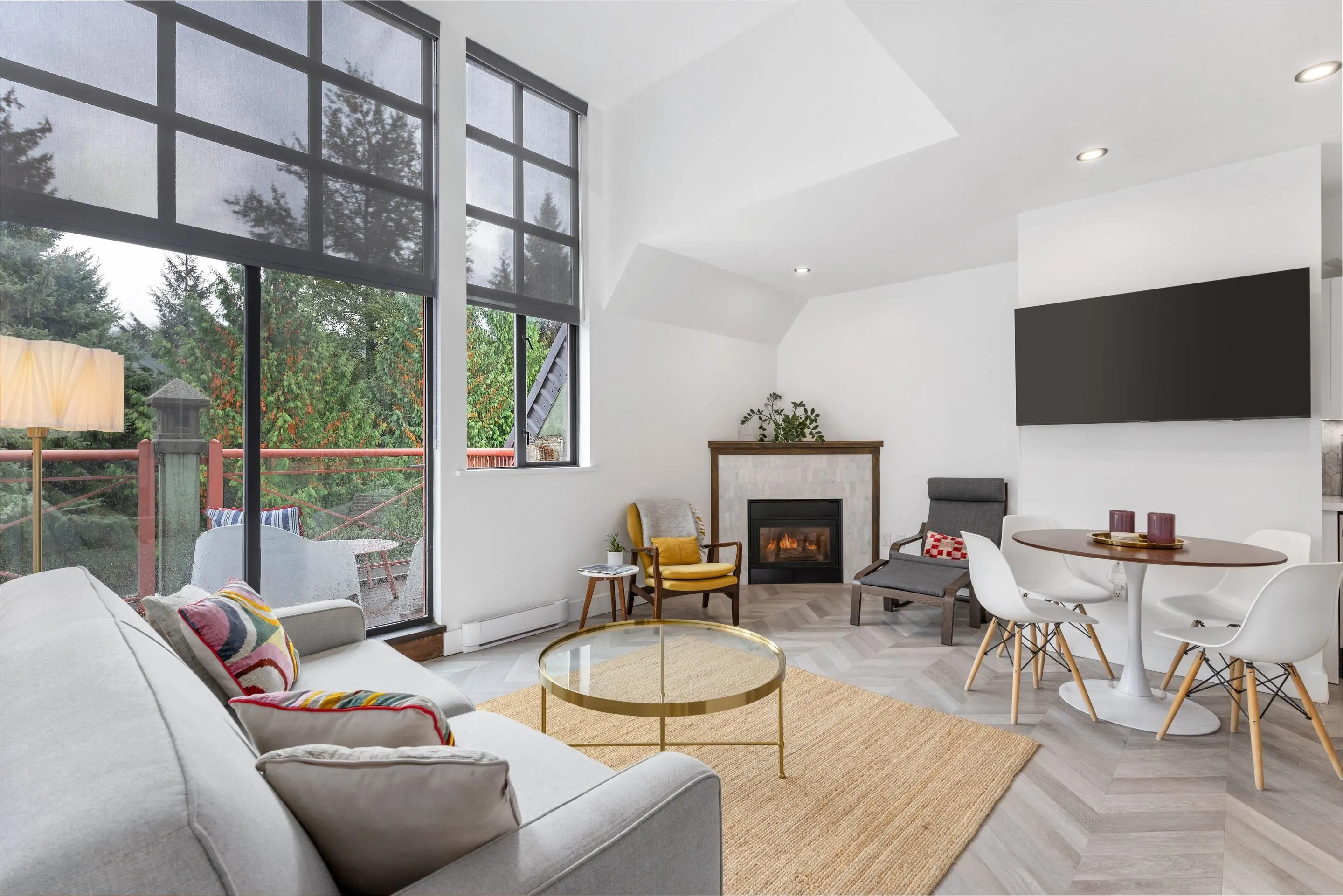 4369 Main Street #501