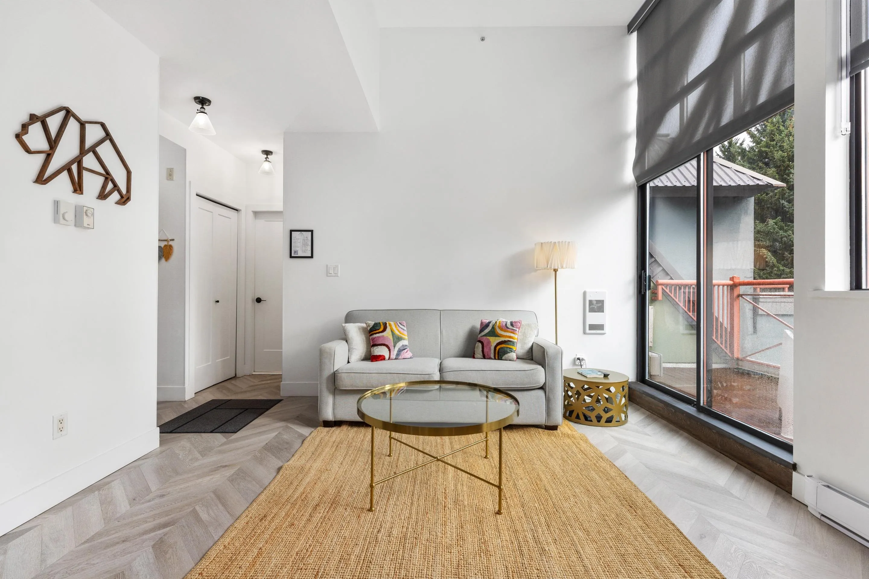 4369 Main Street #501