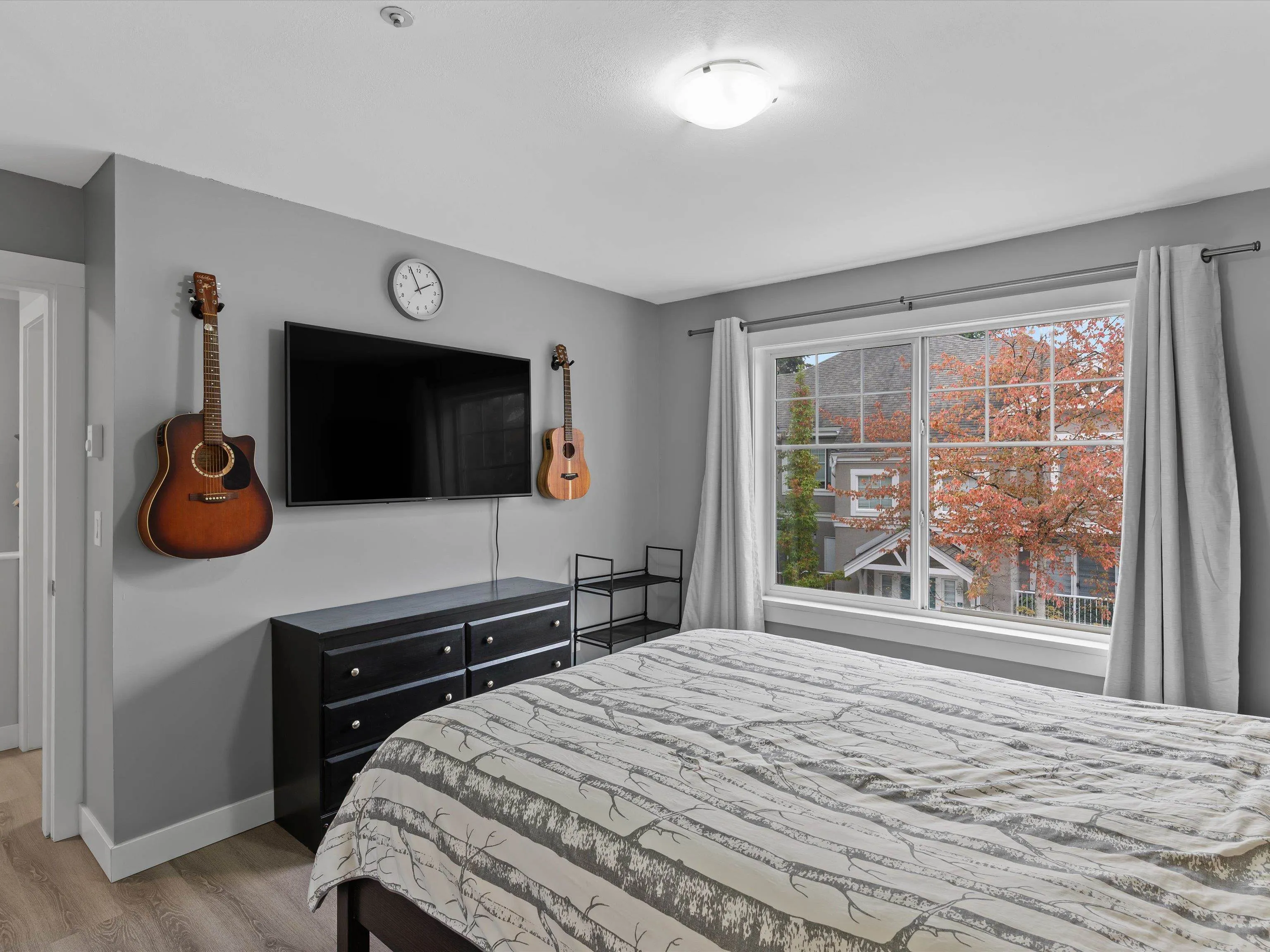 2422 Hawthorne Avenue #17