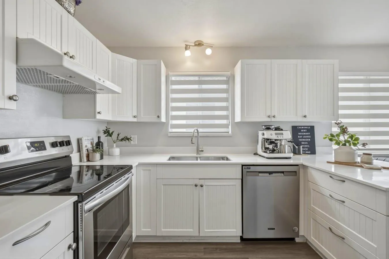 4429 Pandora Street