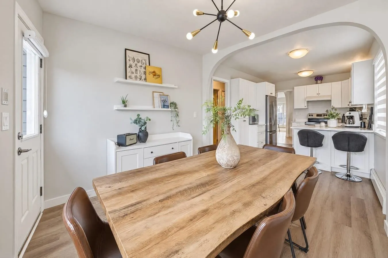 4429 Pandora Street