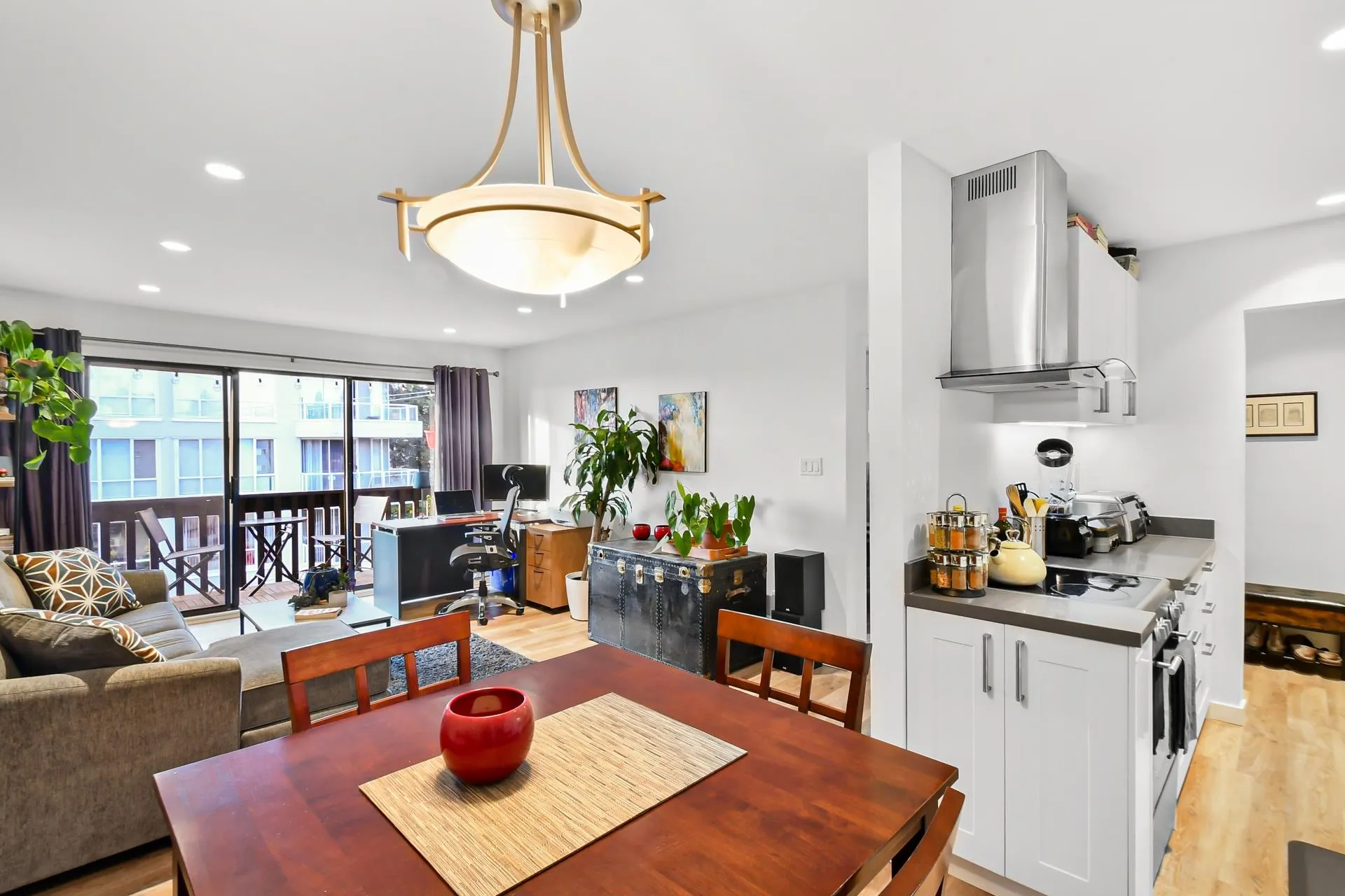 120 E 4th Street #410