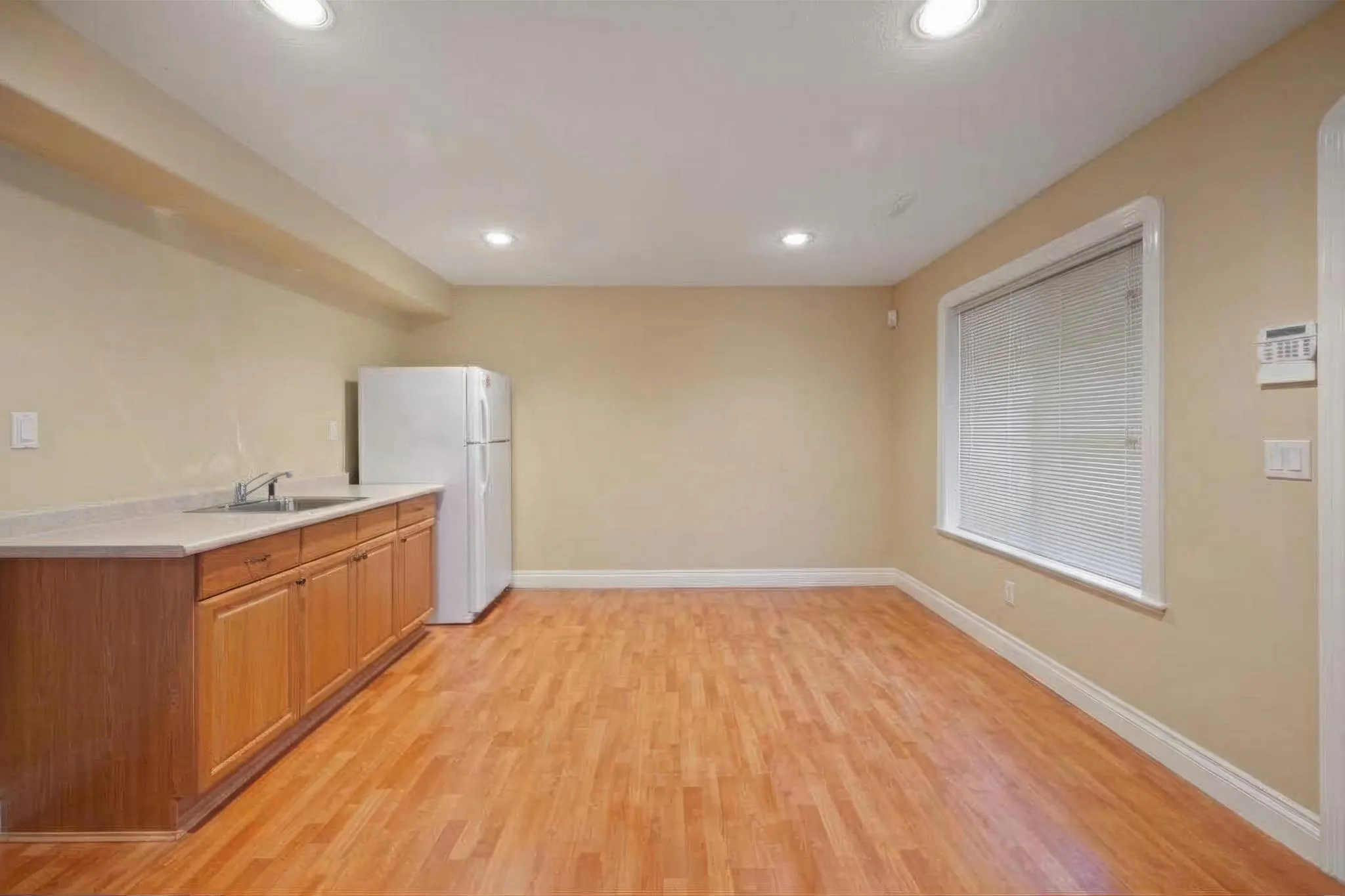 18063 99a Avenue