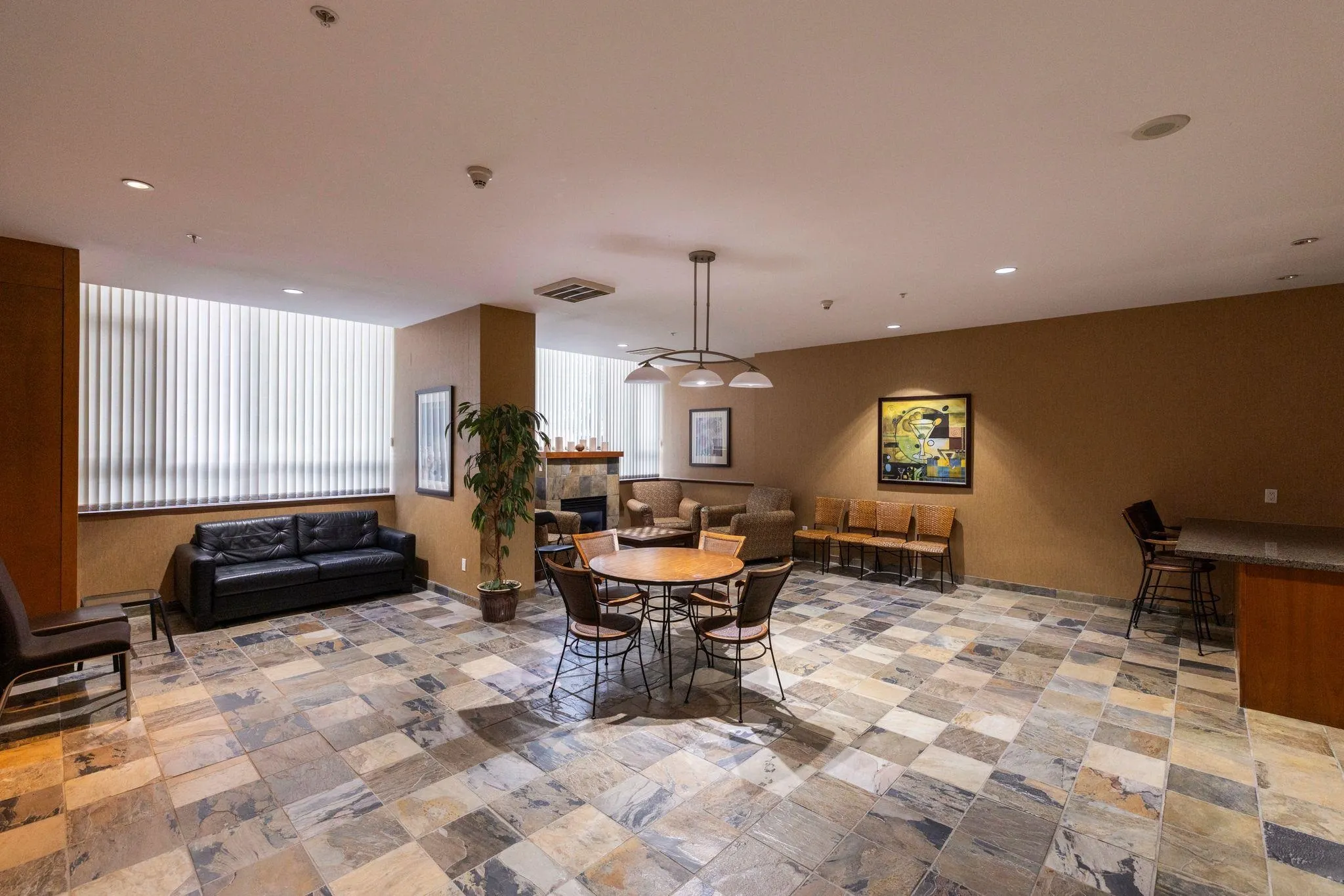 1428 W 6th Avenue #404