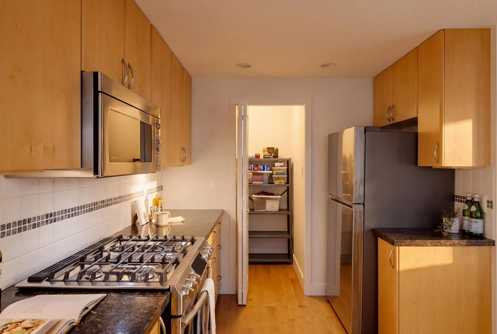 1428 W 6th Avenue #404