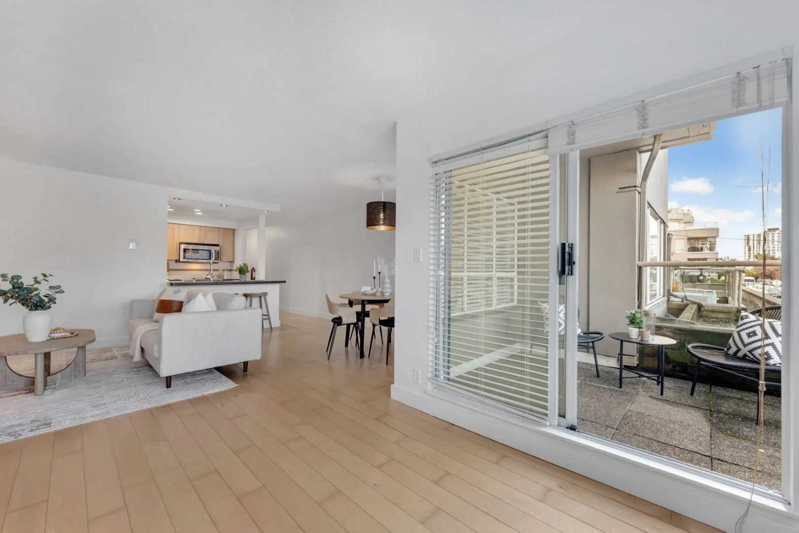 2412 Alder Street #101