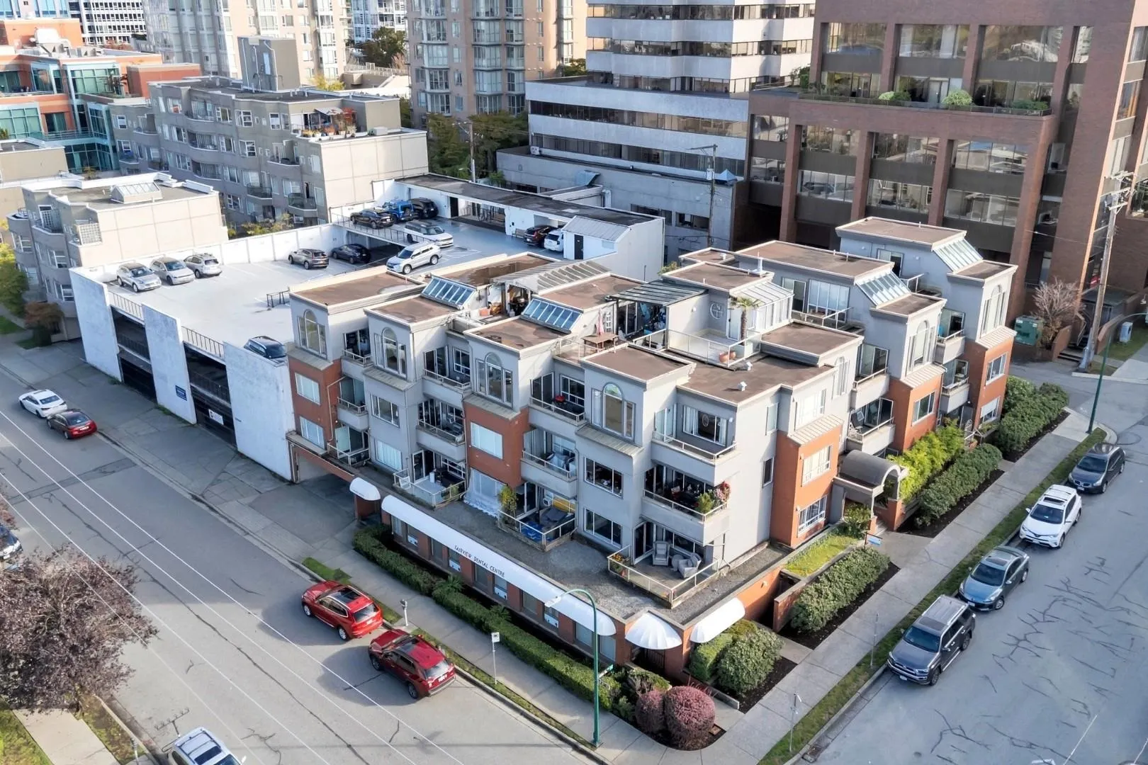 2412 Alder Street #101