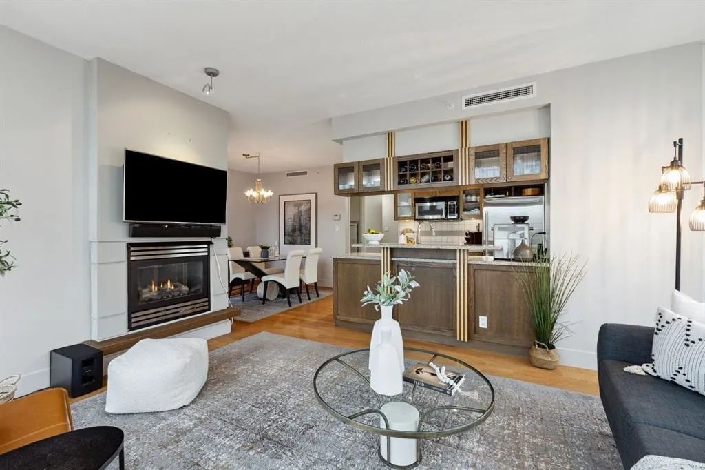 1483 Homer Street #220X